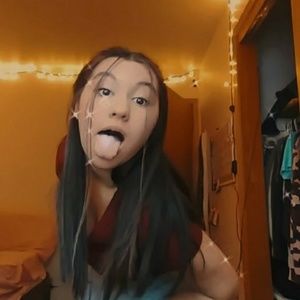 Meet your Posher, Elena